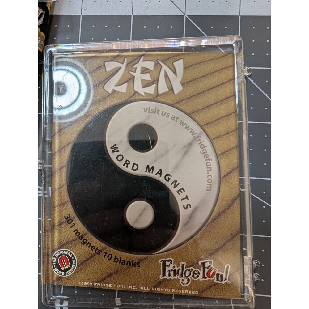 ZEN Word Magnets Fridge Fun! Magnetic Poetry Kit Words 10 Blanks USA AS IS!